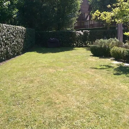 Appartement Deauville, 115 M2 - 3 Chambres, En Rez De Jardin *