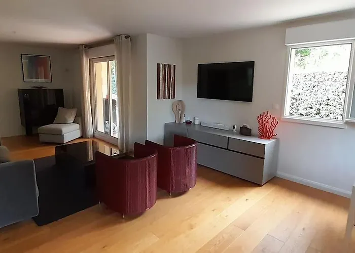 Deauville, 115 M2 - 3 Chambres, En Rez De Jardin Deauville