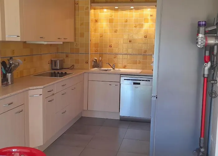 Deauville, 115 M2 - 3 Chambres, En Rez De Jardin Appartement *